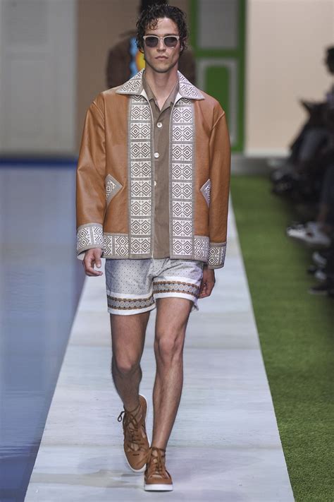 vogue fendi ss17|Fendi Spring 2017 Menswear Collection .